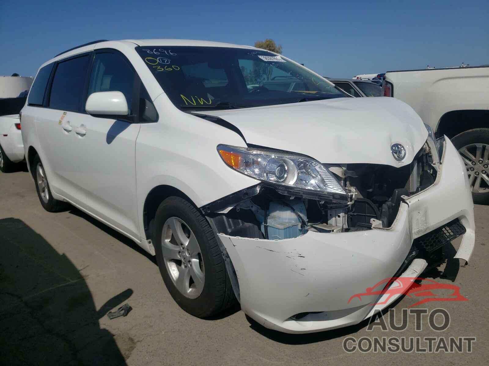 TOYOTA SIENNA 2017 - 5TDKZ3DC8HS868373