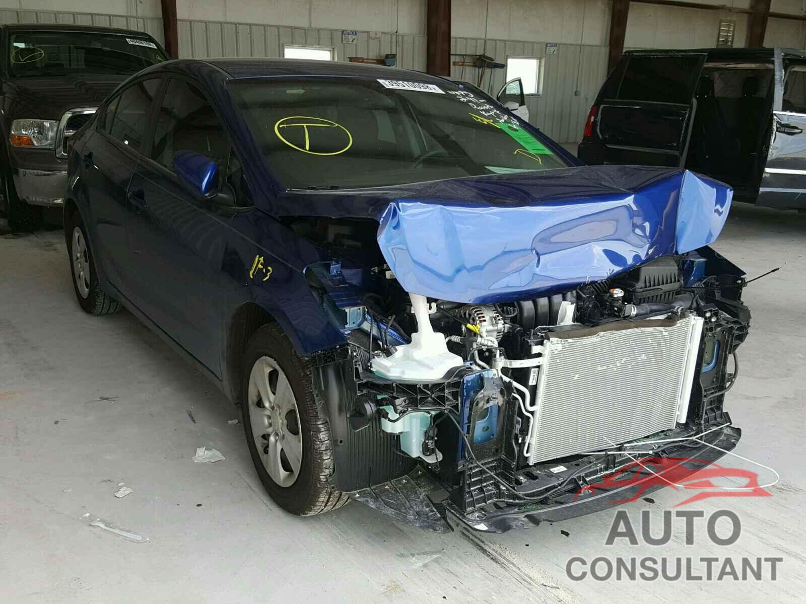 KIA FORTE 2018 - 3KPFK4A71JE209585
