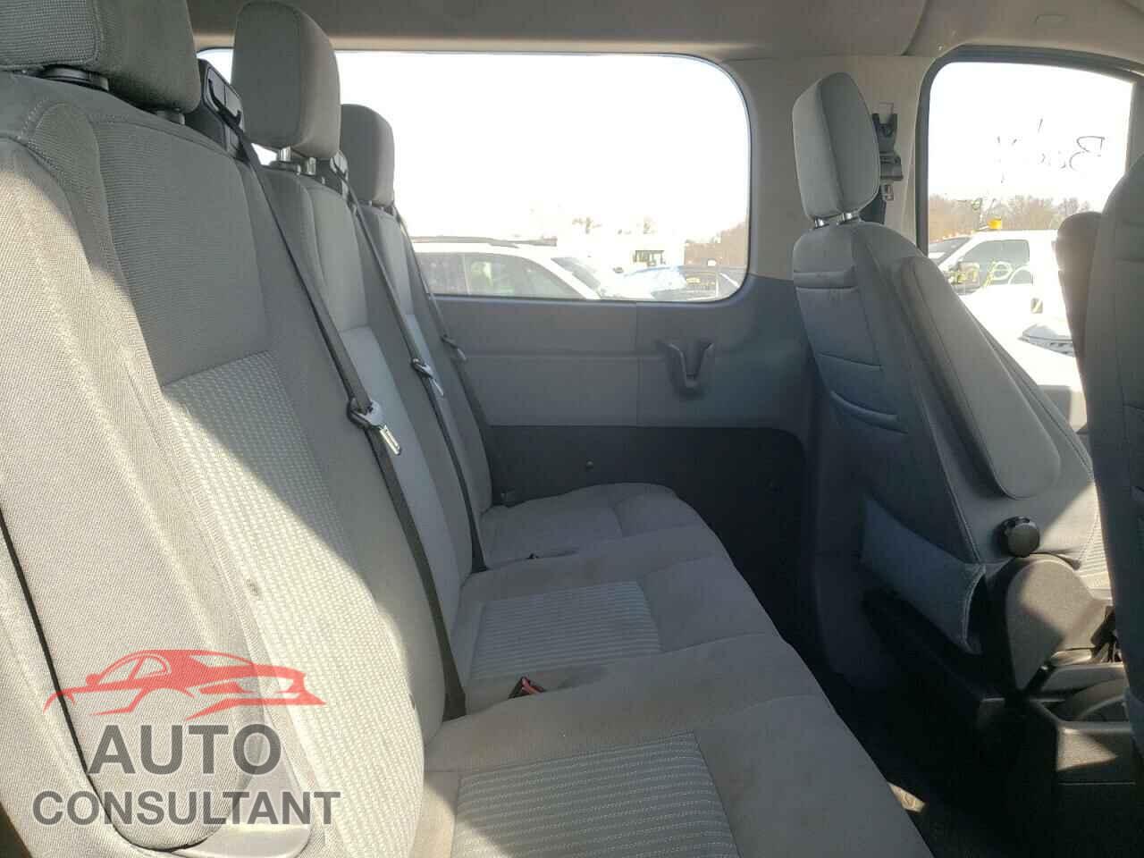 FORD TRANSIT CO 2018 - 1FBZX2YM1JKA79551