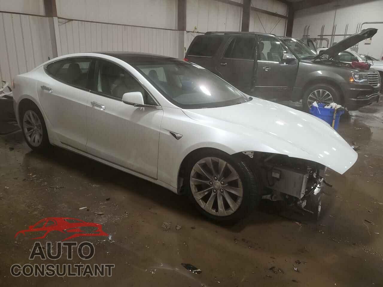 TESLA MODEL S 2017 - 5YJSA1E25HF201184