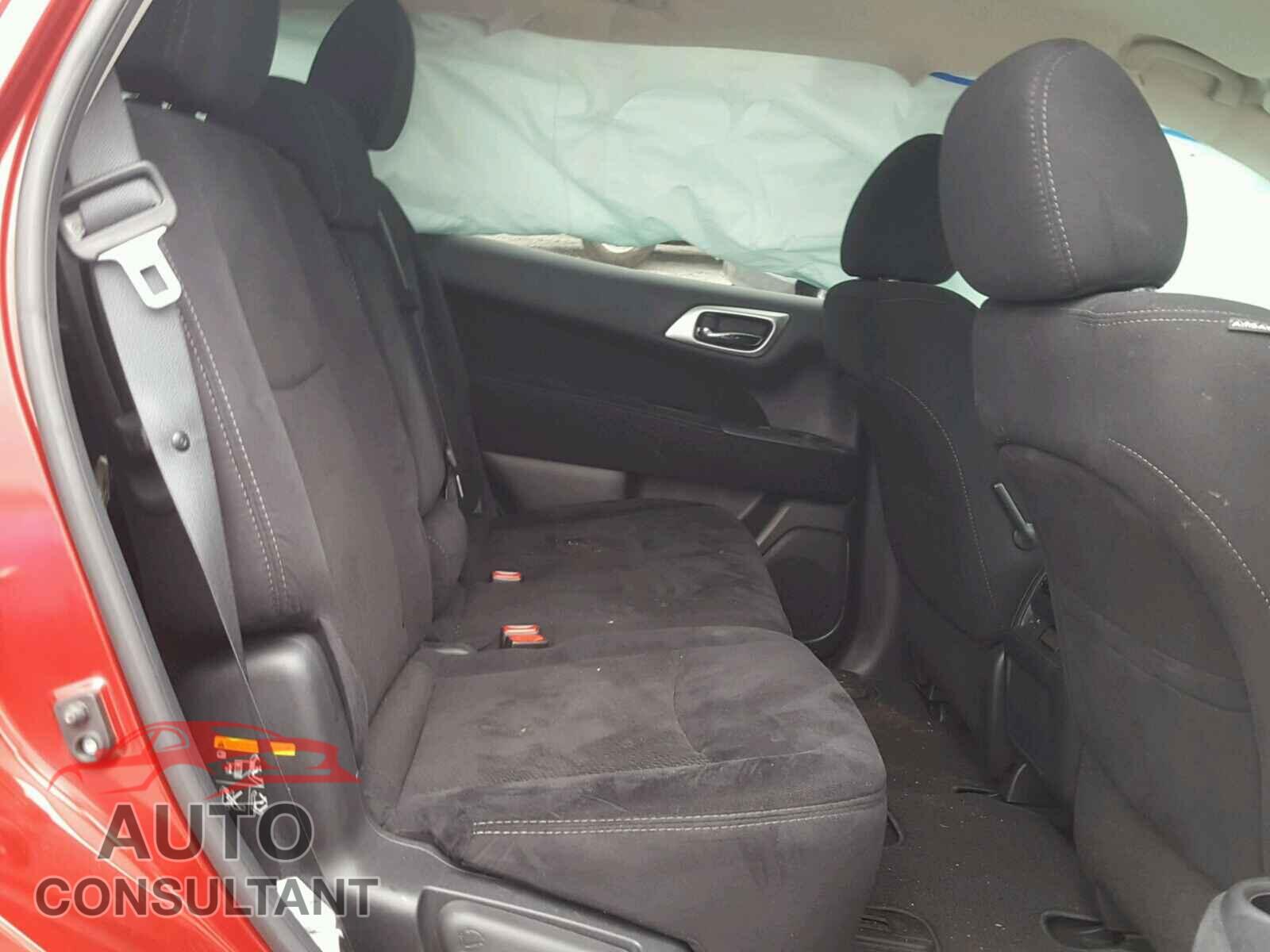 NISSAN PATHFINDER 2015 - 5N1AR2MN7FC715016