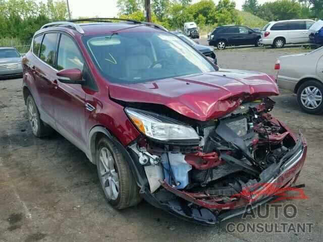 FORD ESCAPE 2015 - 1FMCU9J99FUA51500