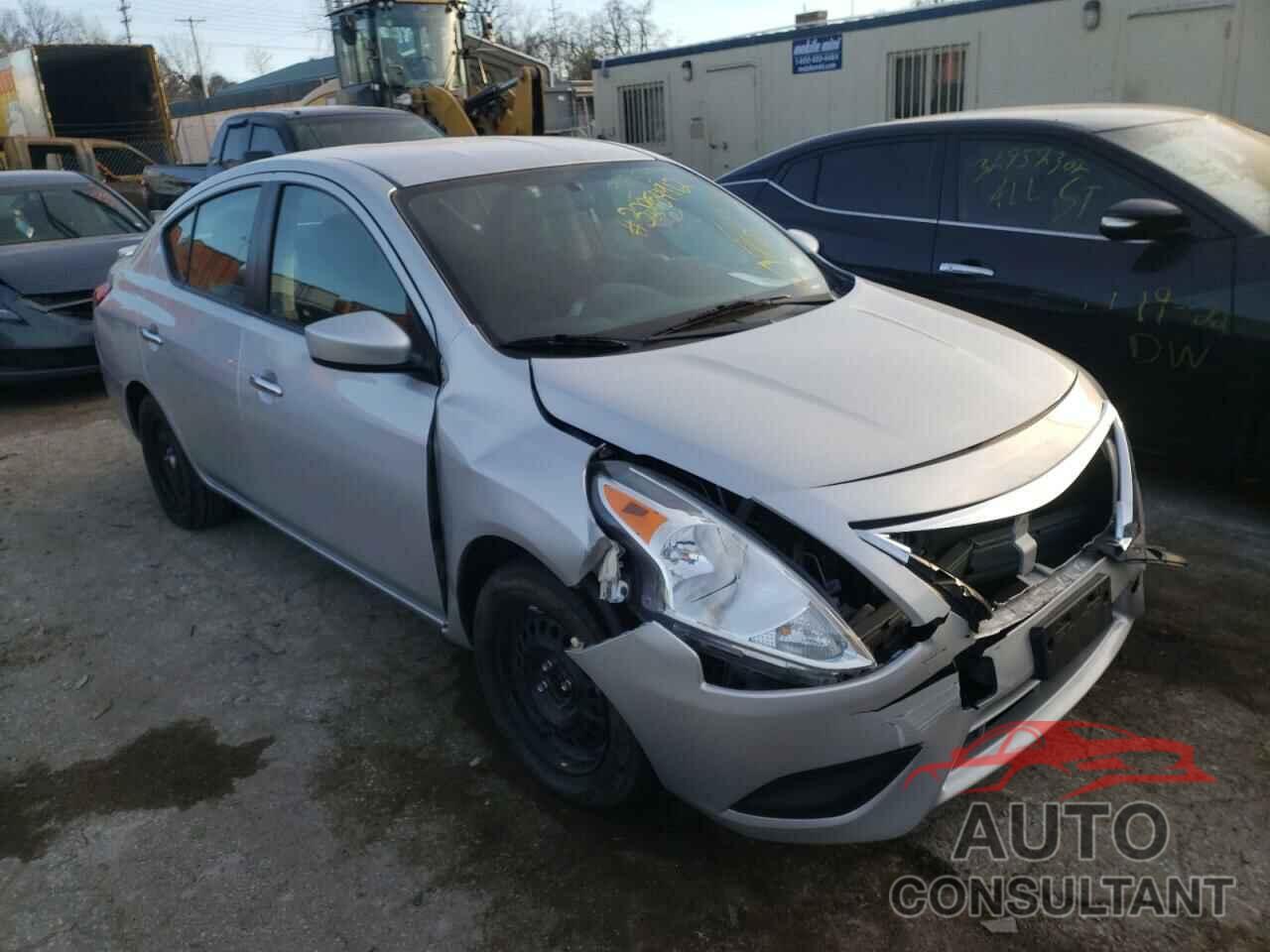 NISSAN VERSA 2017 - 3N1CN7AP7HL800606