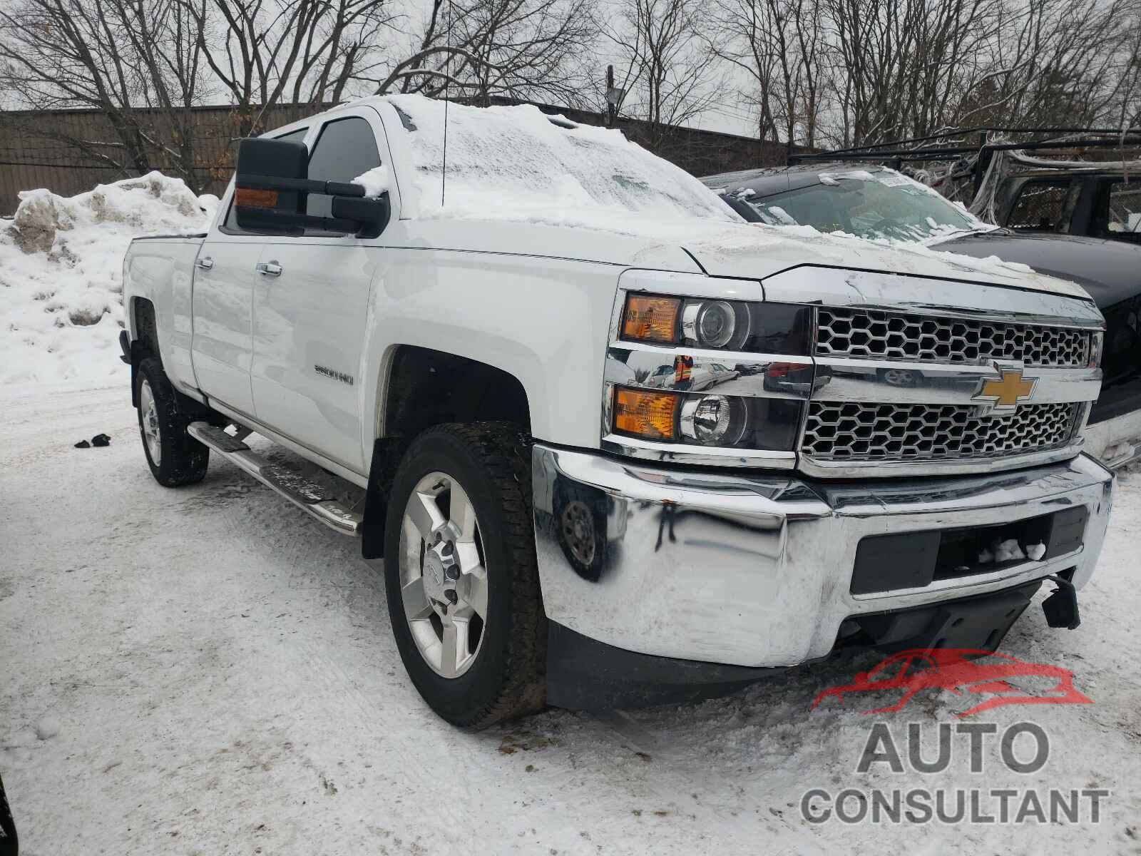 CHEVROLET SILVERADO 2019 - 3C4NJCBB0JT208287