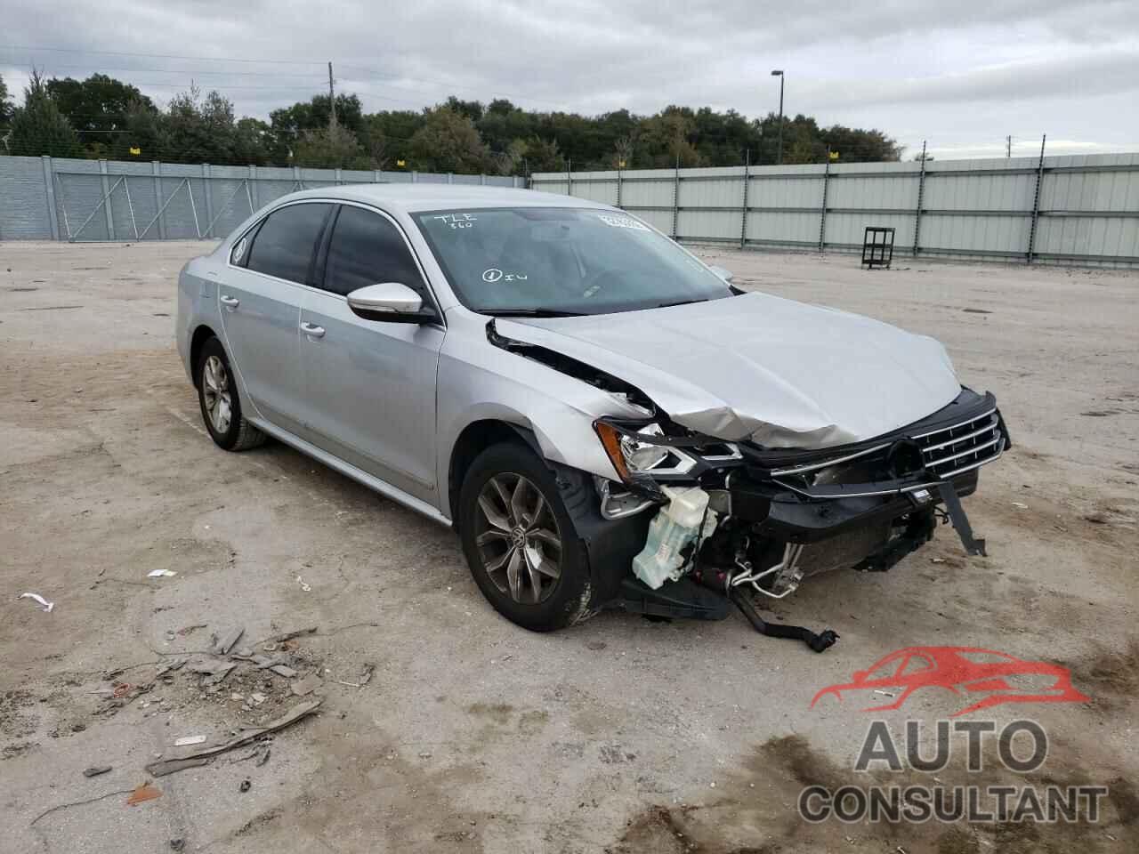 VOLKSWAGEN PASSAT 2017 - 1VWAT7A36HC085494