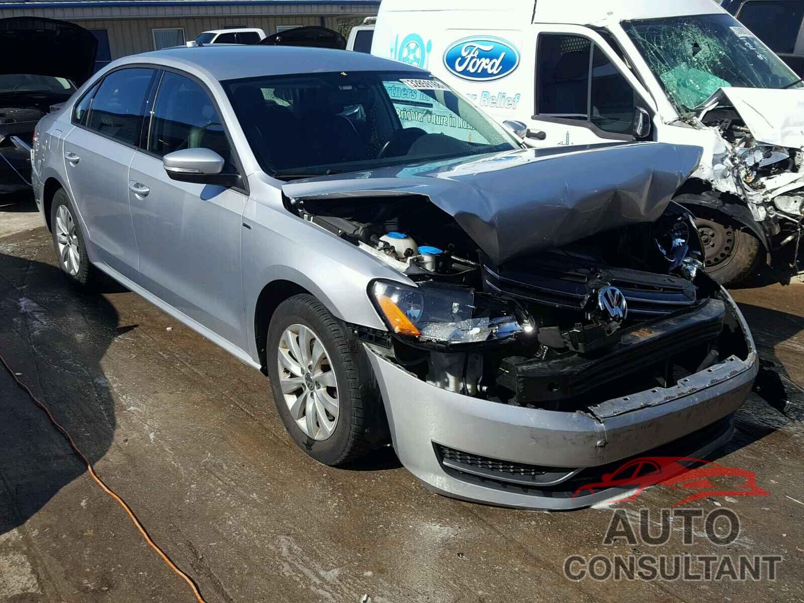VOLKSWAGEN PASSAT 2015 - 1VWAT7A32FC080290
