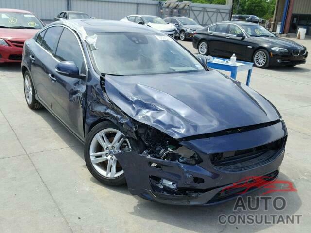 VOLVO S60 2015 - YV140MFM7F1347003