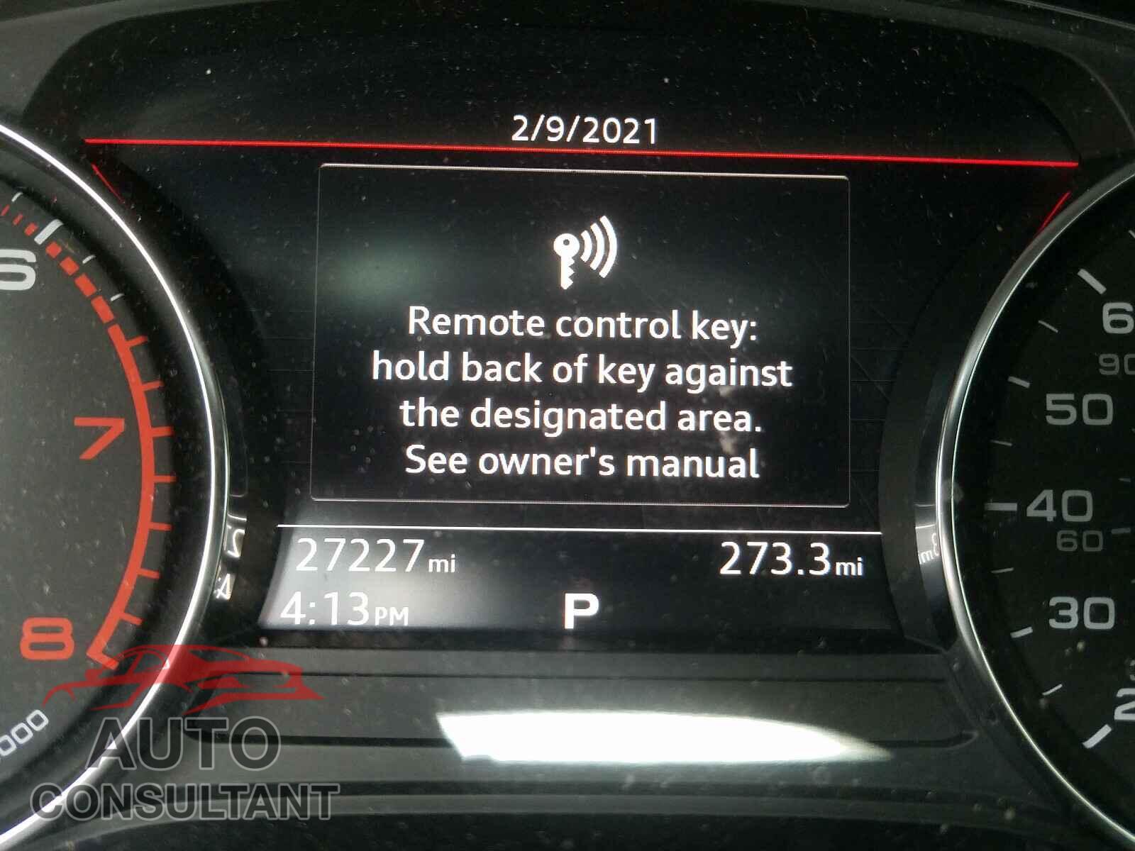 AUDI A4 2019 - WAUGMAF48KN007686