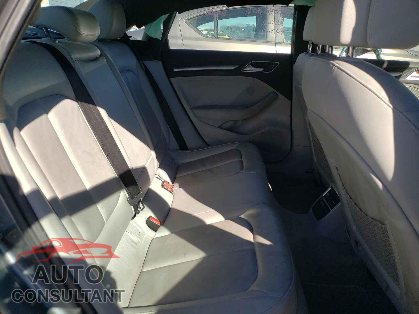 AUDI A3 2016 - WAUA7GFF4G1068856