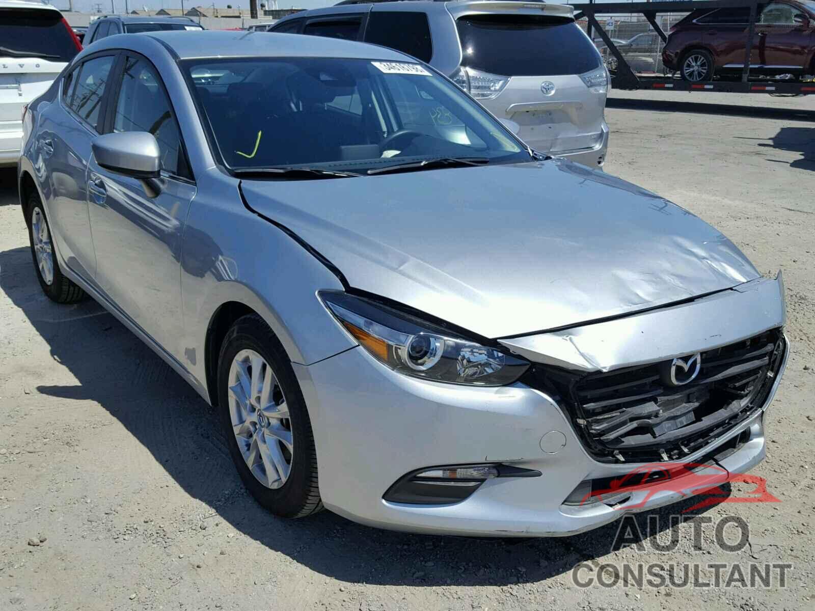 MAZDA 3 2018 - 3MZBN1U72JM187681