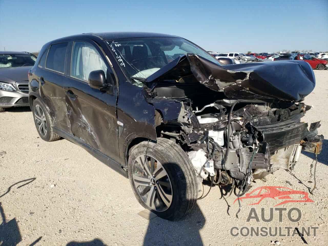 MITSUBISHI OUTLANDER 2021 - JA4APUAU1MU013793