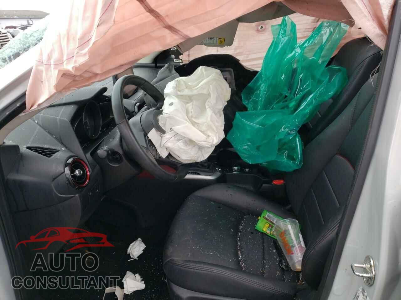 MAZDA CX-3 2018 - JM1DKFC79J0300743