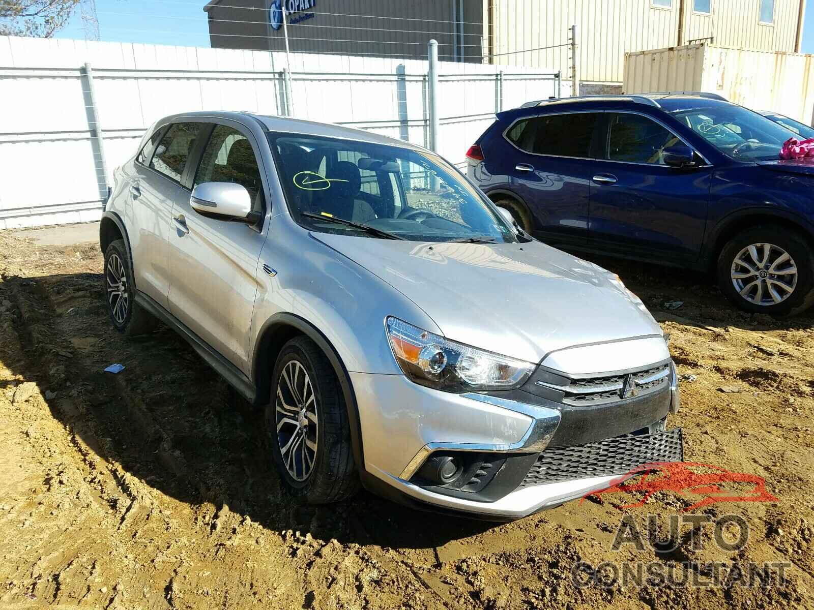 MITSUBISHI OUTLANDER 2018 - JA4AP3AU4JU023417