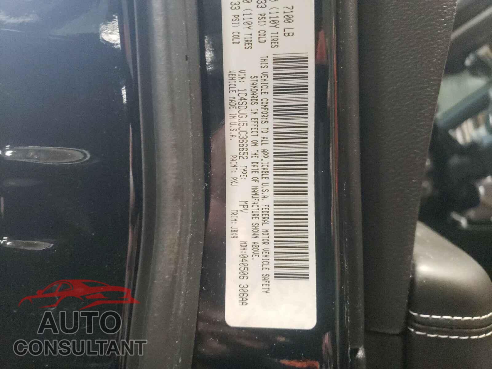 DODGE DURANGO 2018 - 1C4SDJGJ5JC366652