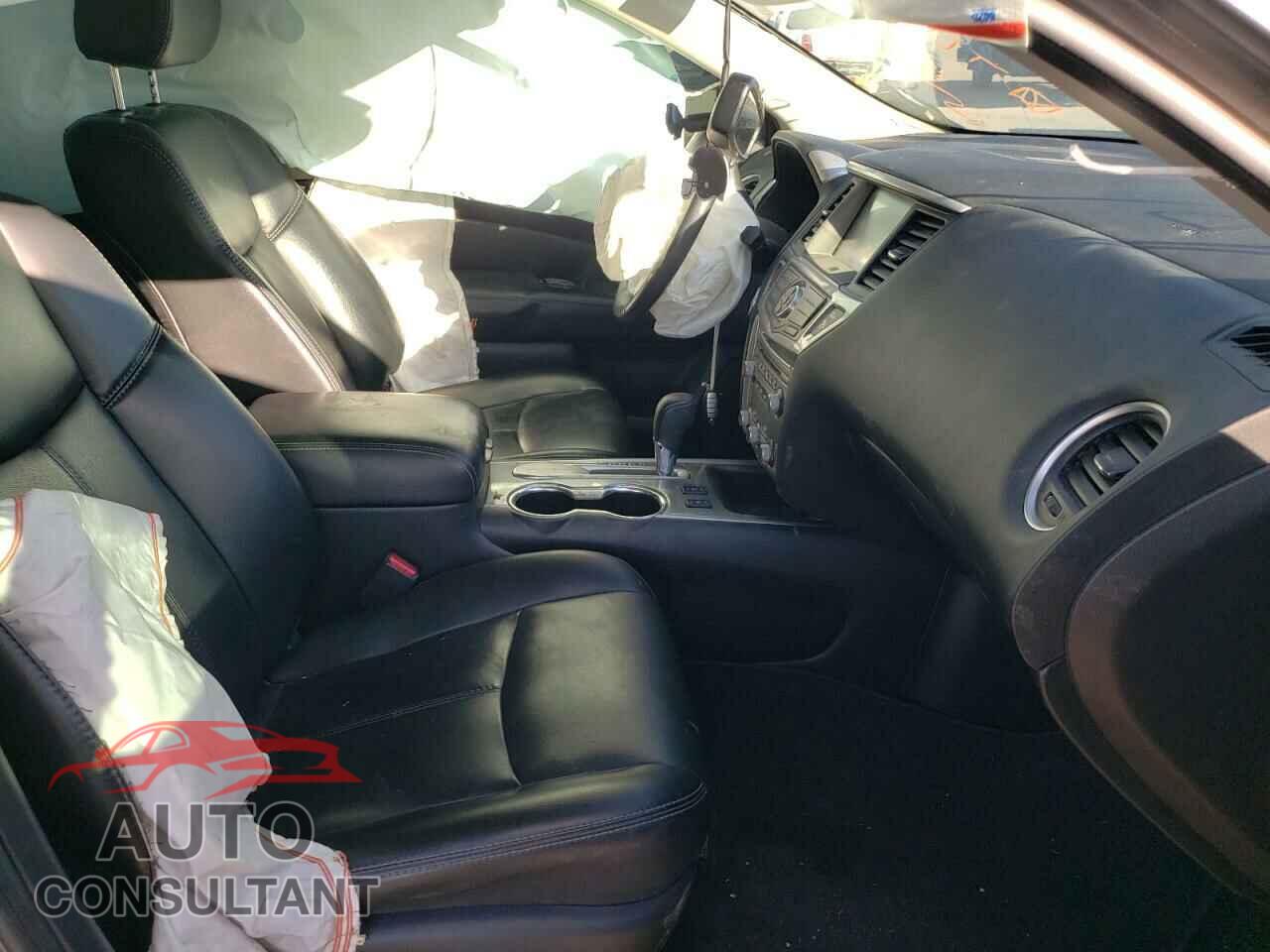 NISSAN PATHFINDER 2017 - 5N1DR2MN3HC602356