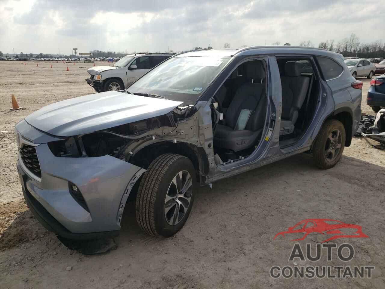 TOYOTA HIGHLANDER 2022 - 5TDGBRCH9NS072771