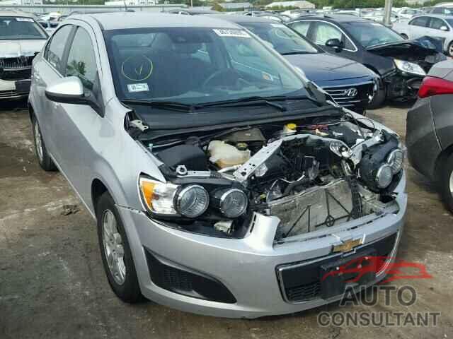 CHEVROLET SONIC 2015 - 1G1JC5SH4F4141868