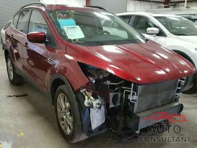 FORD ESCAPE 2015 - 1FMCU0G9XFUA14717