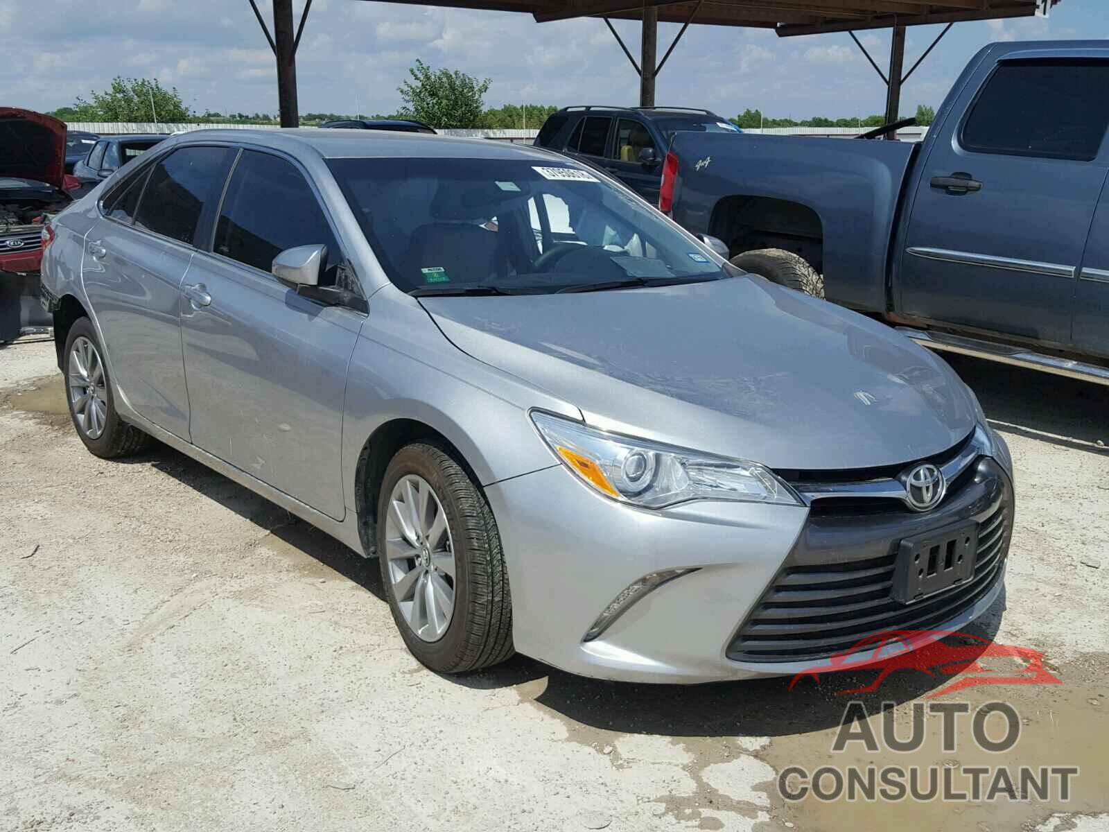 TOYOTA CAMRY 2016 - 4T4BF1FK3GR564042