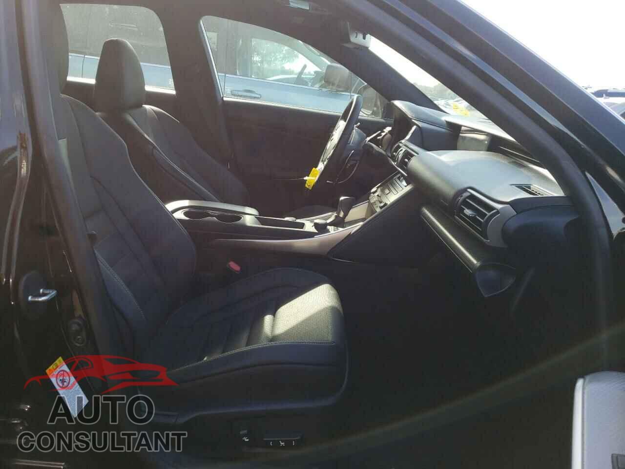 LEXUS IS 2017 - JTHBA1D23H5051626