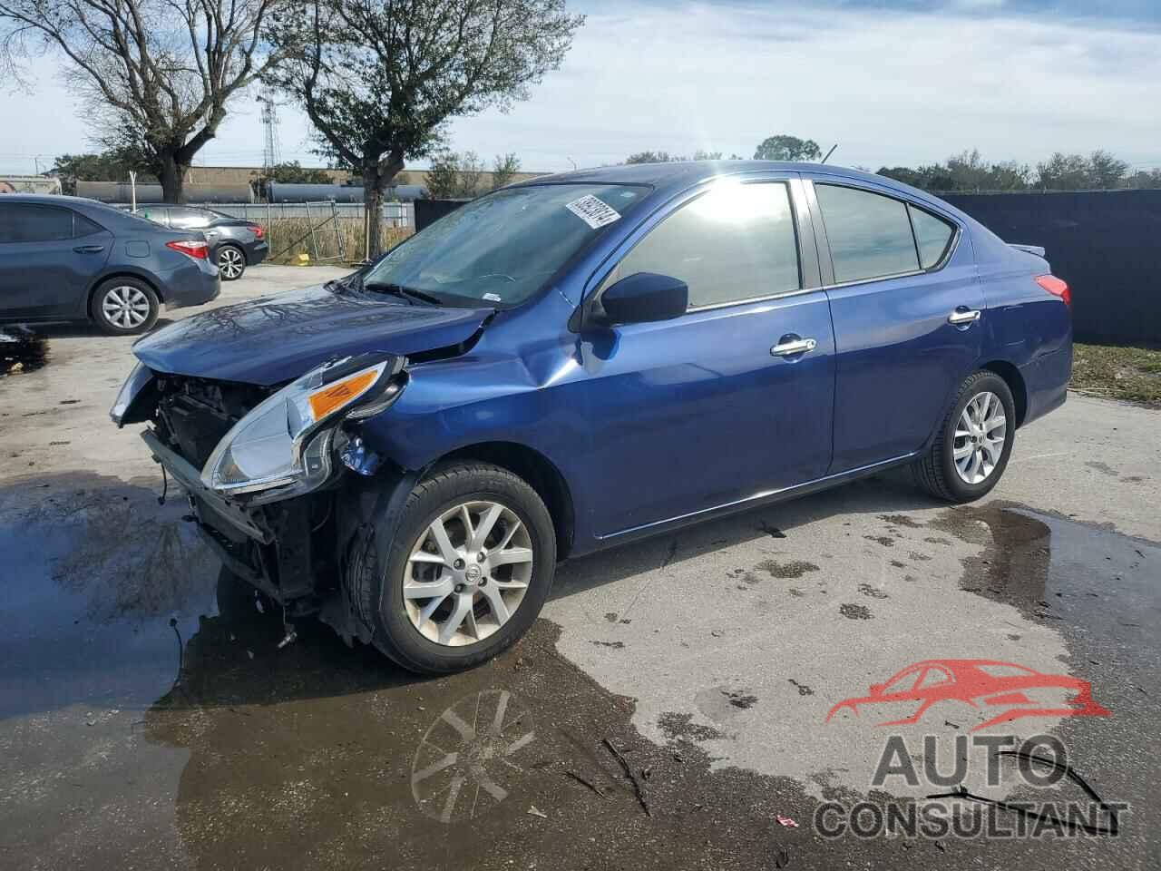 NISSAN VERSA 2018 - 3N1CN7AP5JL809701