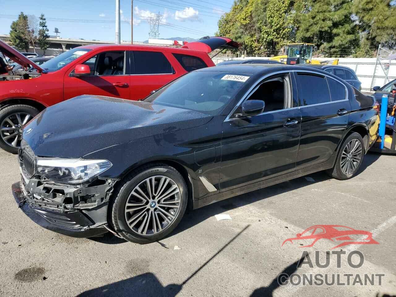 BMW 5 SERIES 2018 - WBAJA9C50JB250418