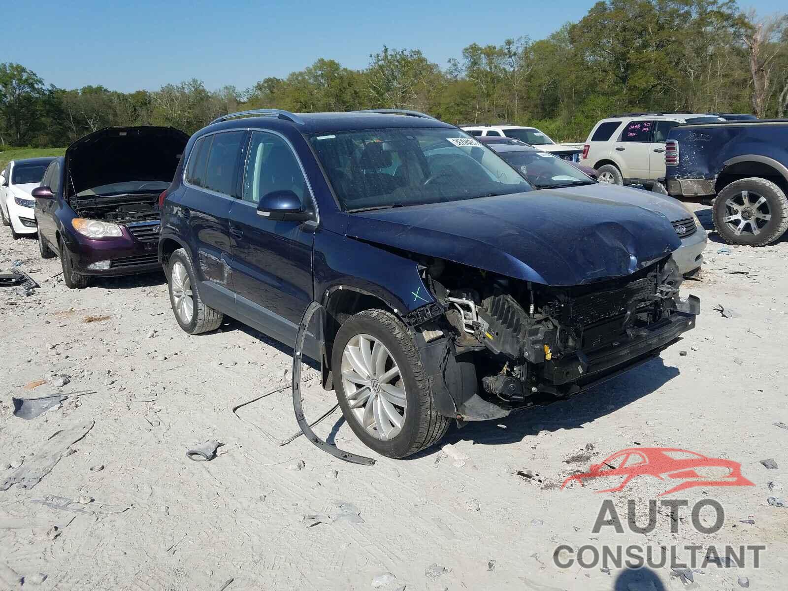 VOLKSWAGEN TIGUAN 2016 - WVGBV7AX8GW617468