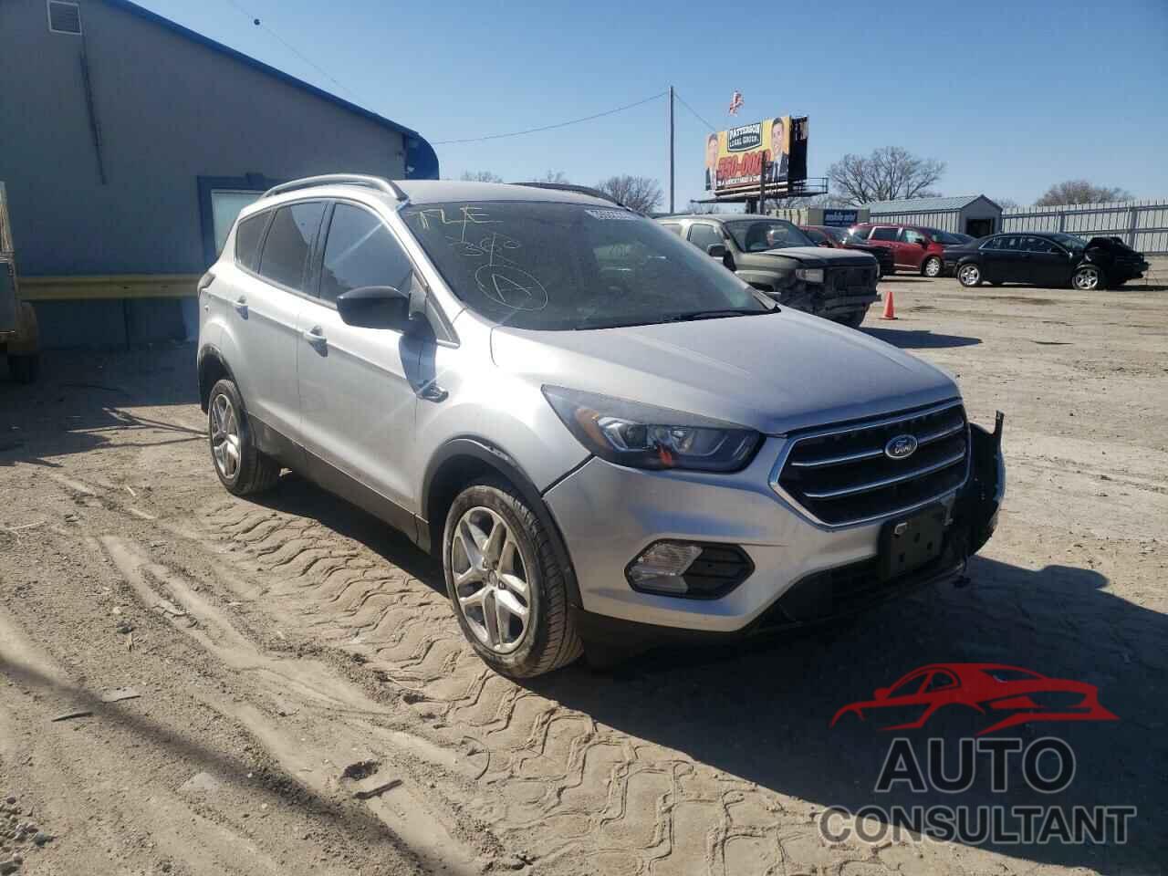 FORD ESCAPE 2017 - 1FMCU0GD5HUE95127
