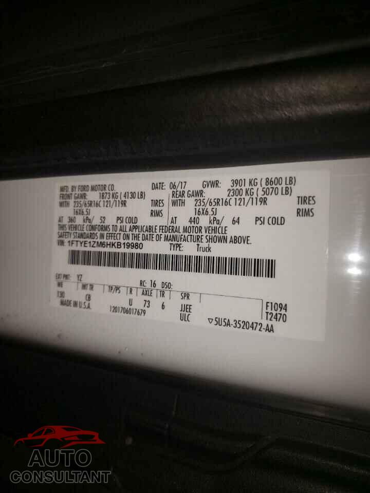 FORD TRANSIT CO 2017 - 1FTYE1ZM6HKB19980