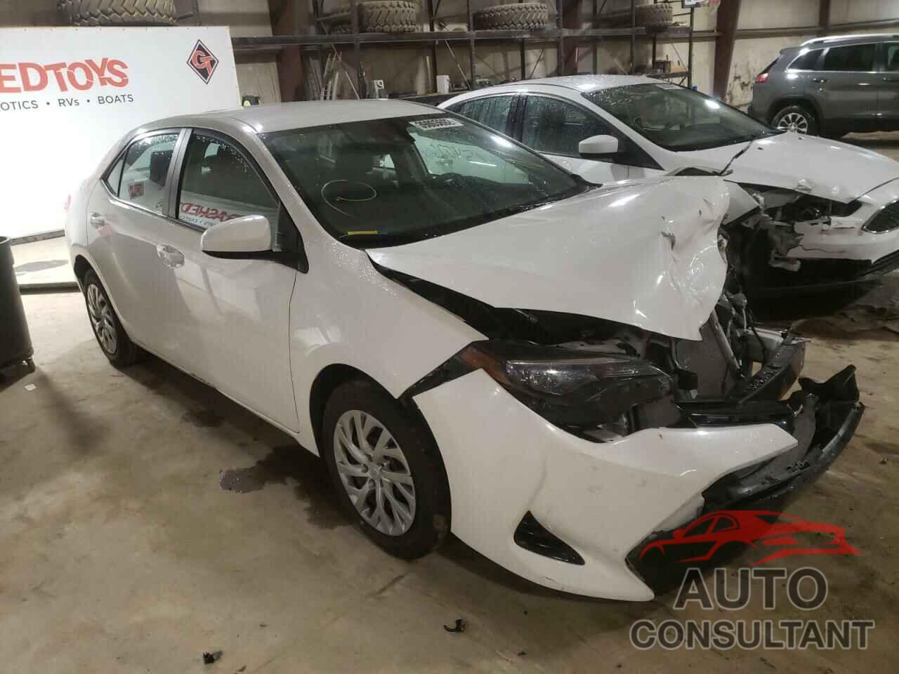TOYOTA COROLLA 2018 - 2T1BURHE0JC037445