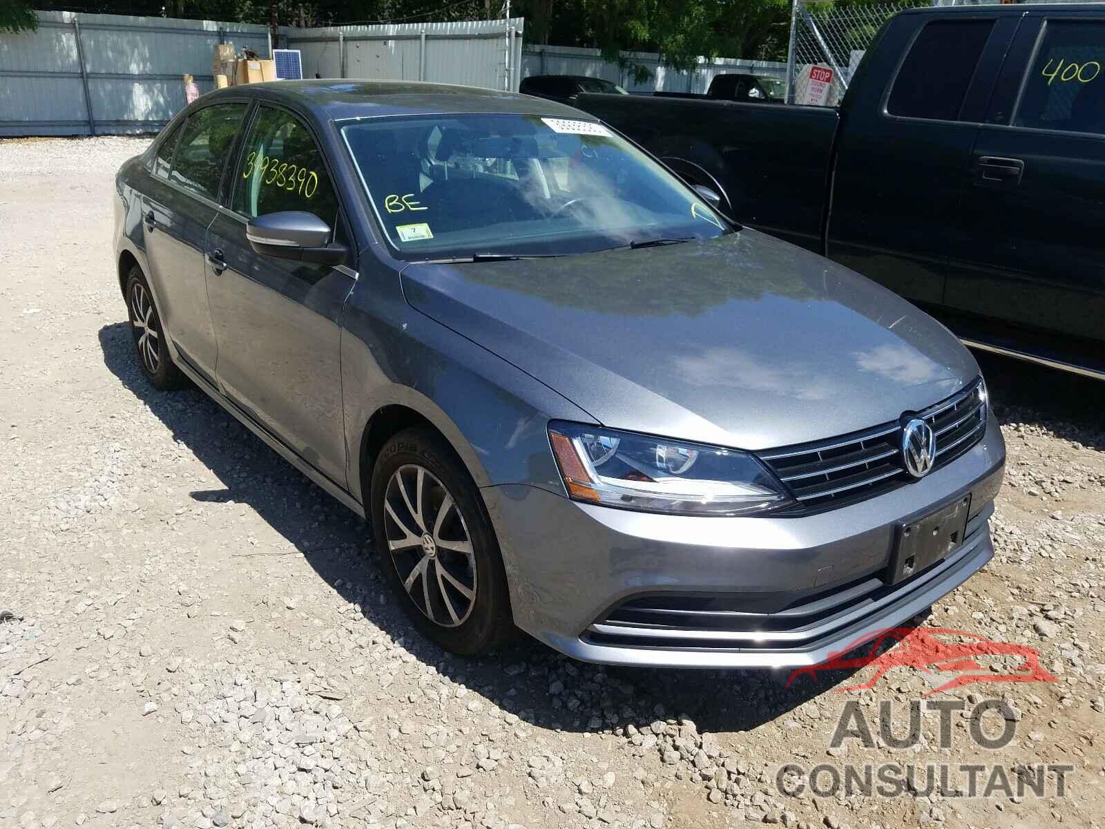 VOLKSWAGEN JETTA 2018 - 3VWDB7AJ0JM246683