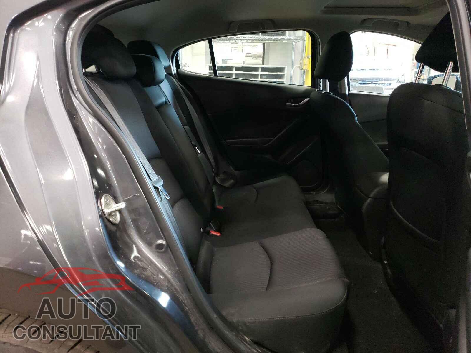 MAZDA 3 2016 - 3MZBM1M75GM329372