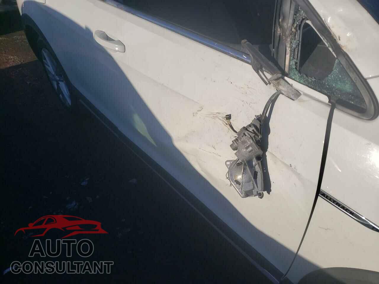 VOLKSWAGEN GOLF 2017 - 3VWH17AU5HM500364