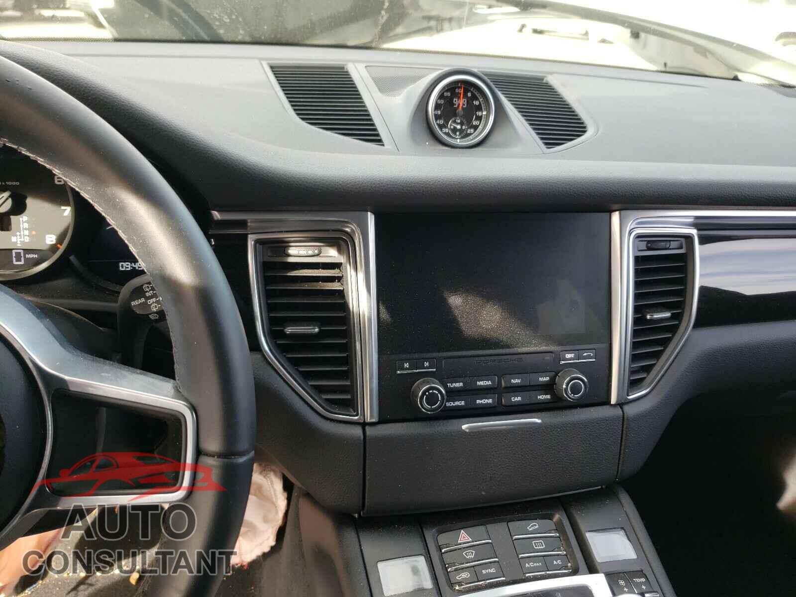 PORSCHE MACAN 2018 - WP1AA2A53JLB21272