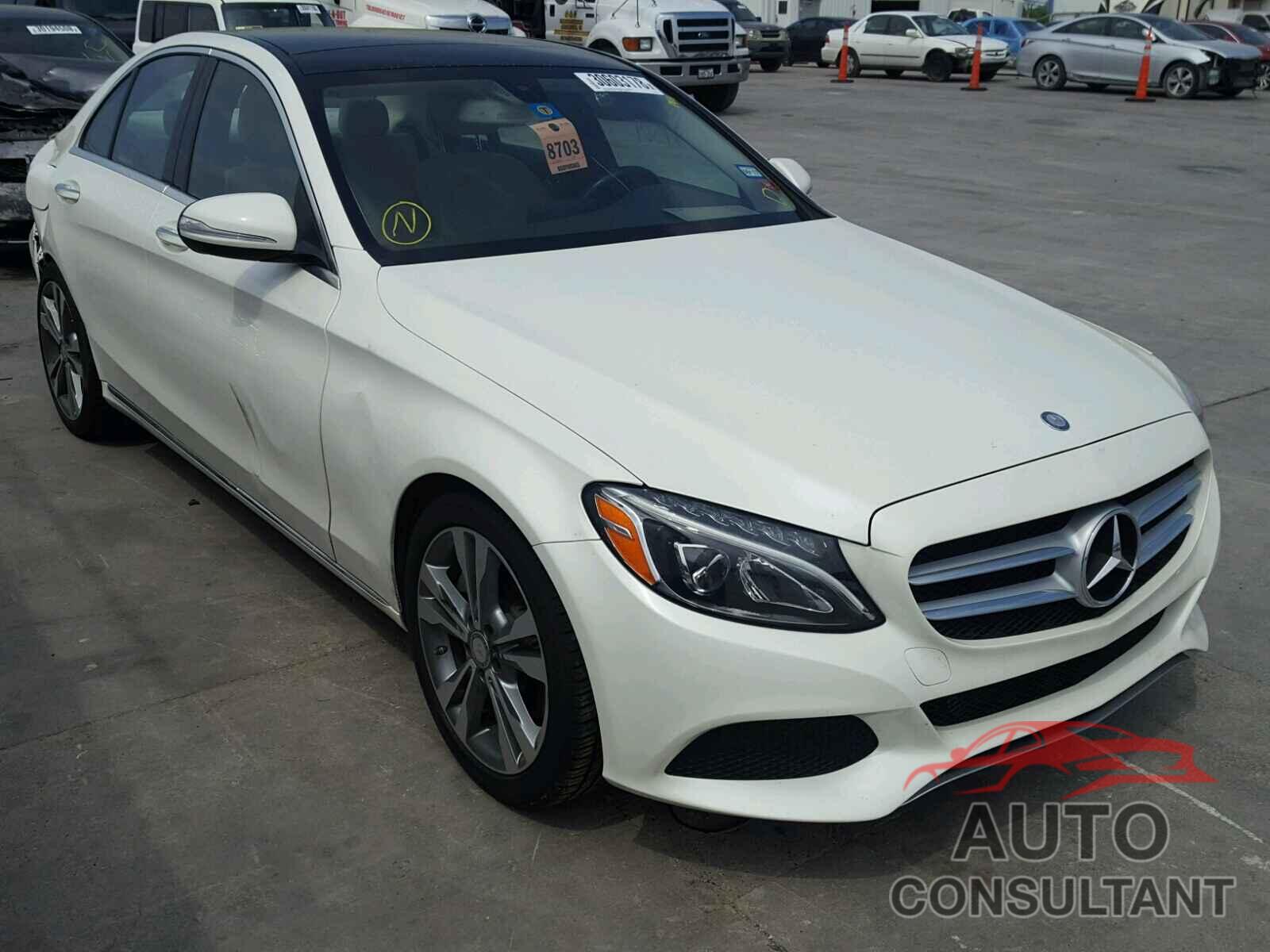 MERCEDES-BENZ C300 2015 - 55SWF4JB1FU077338