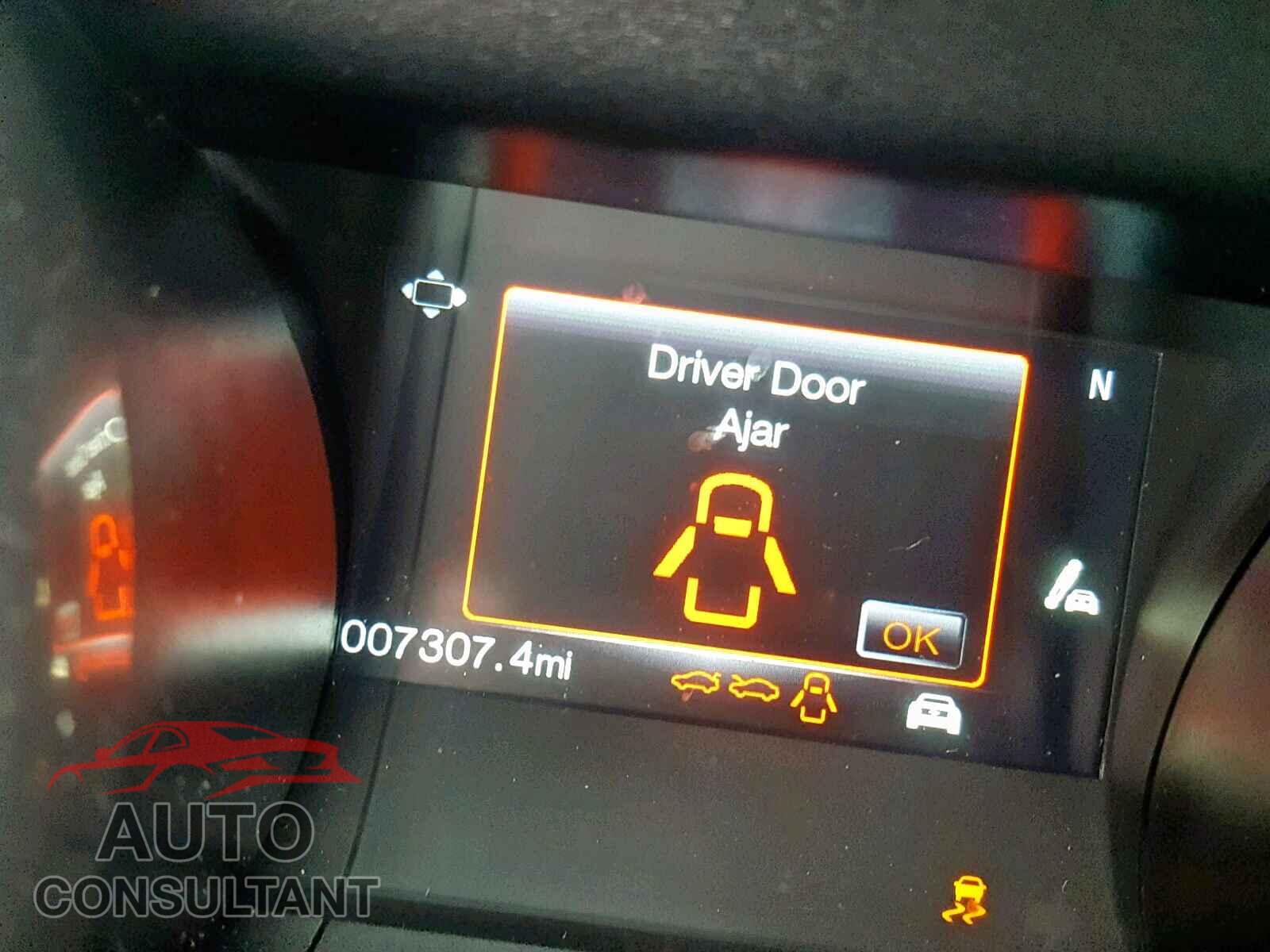 FORD MUSTANG 2017 - 5XYPKDA52GG022189