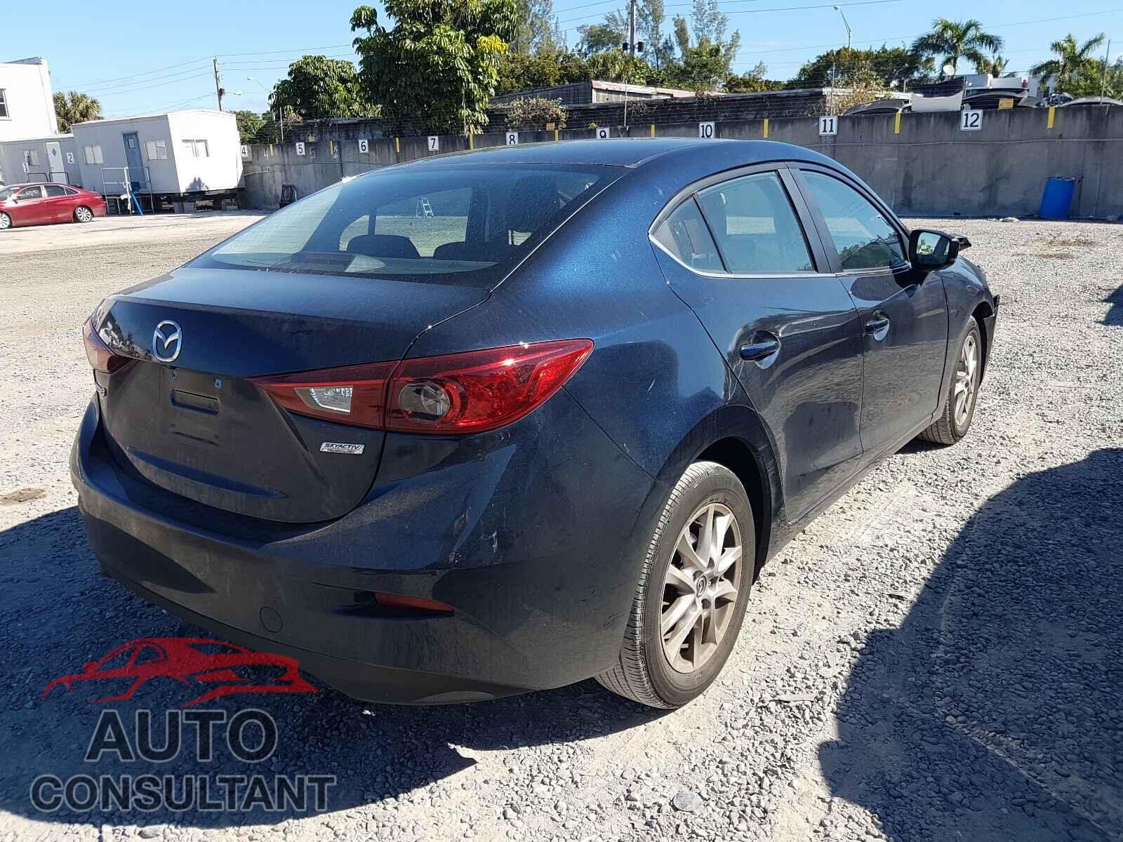 MAZDA 3 2017 - 3MZBN1U79HM131666