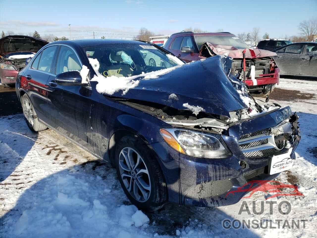 MERCEDES-BENZ C-CLASS 2018 - 55SWF4KB7JU246799