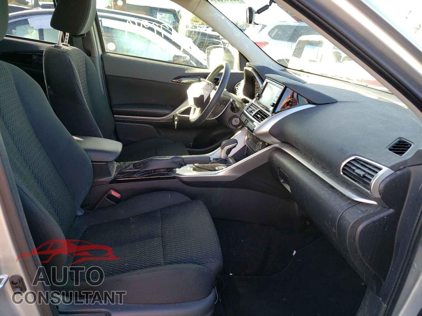 MITSUBISHI ECLIPSE 2020 - JA4AT3AA7LZ021927