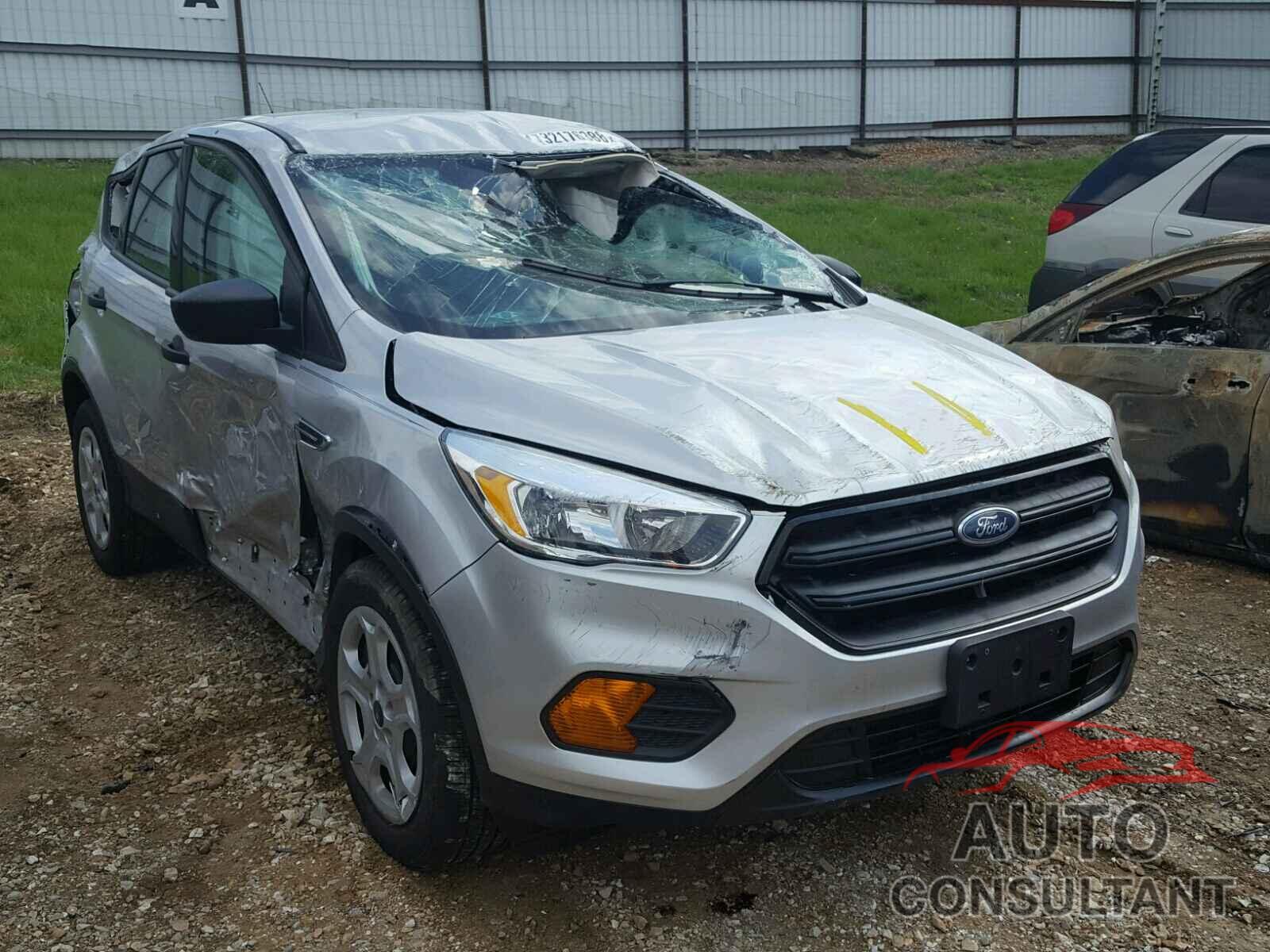 FORD ESCAPE 2017 - 1FMCU0F77HUC38465