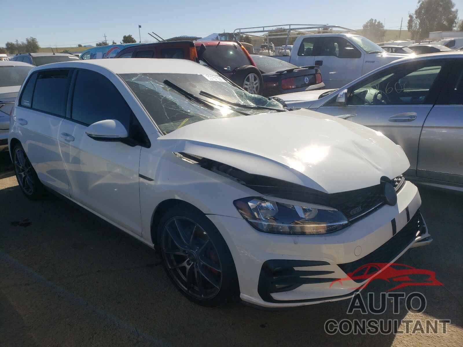 VOLKSWAGEN GTI 2019 - 3VW5T7AU7KM025837