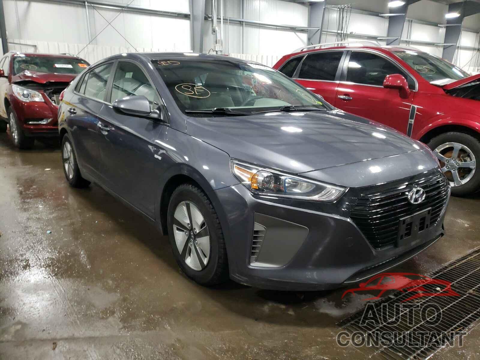 HYUNDAI IONIQ 2017 - KMHC65LC2HU057038