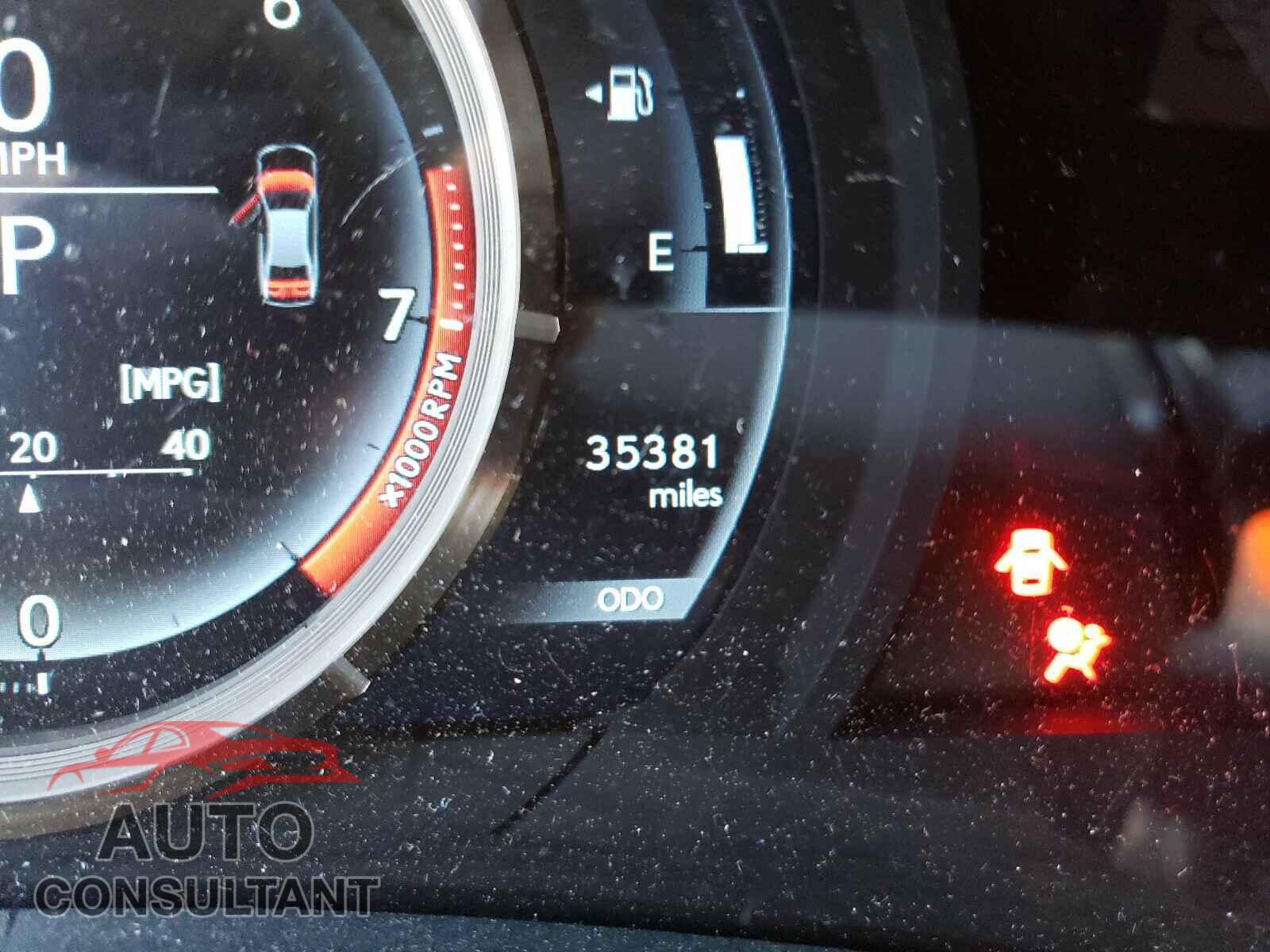 LEXUS IS 2017 - JTHCM1D27H5022724