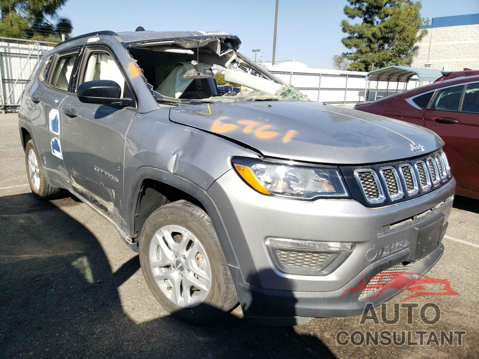 JEEP COMPASS 2018 - 3C4NJCAB9JT136961