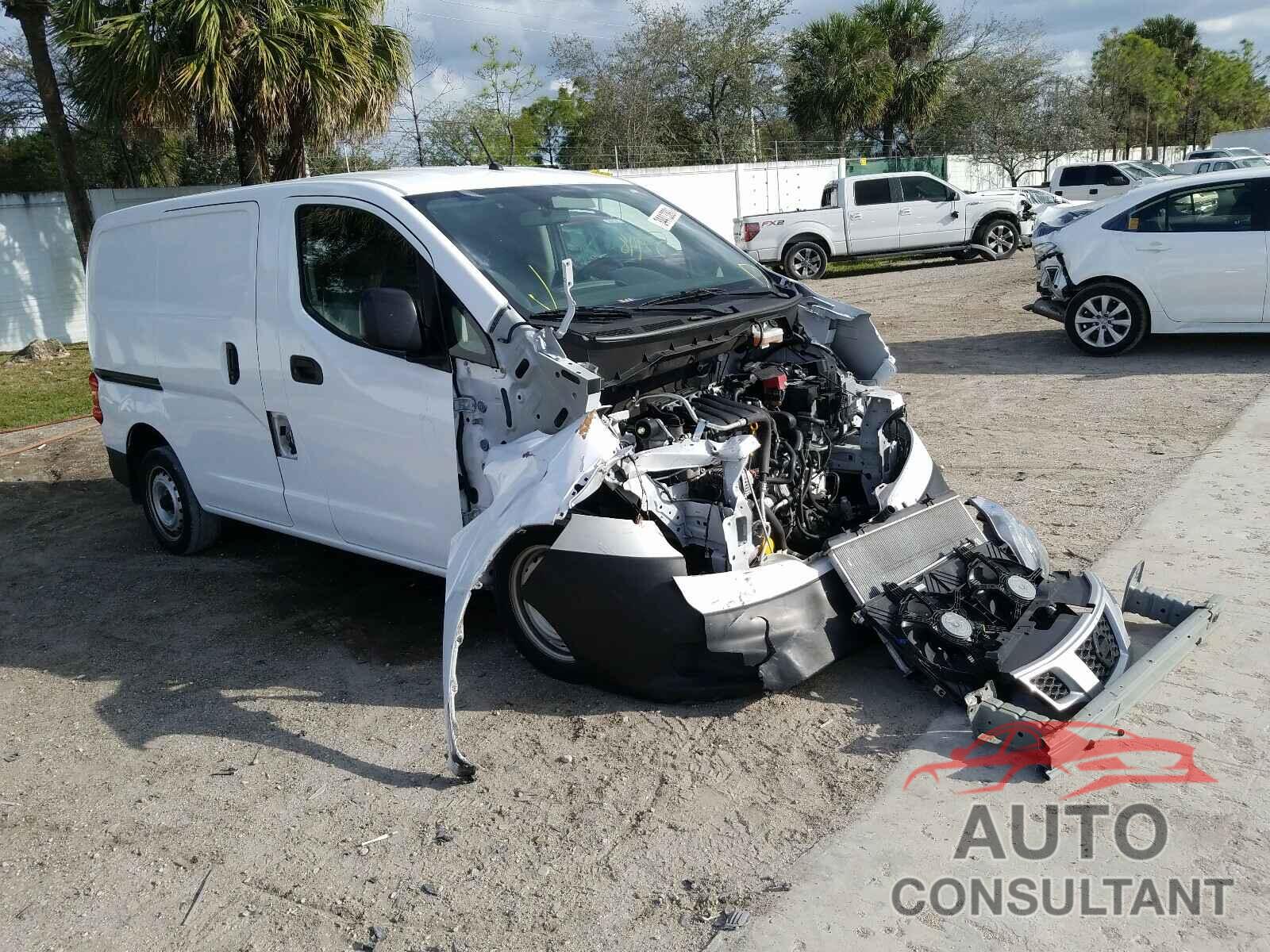 NISSAN NV 2019 - 3N6CM0KN7KK704750