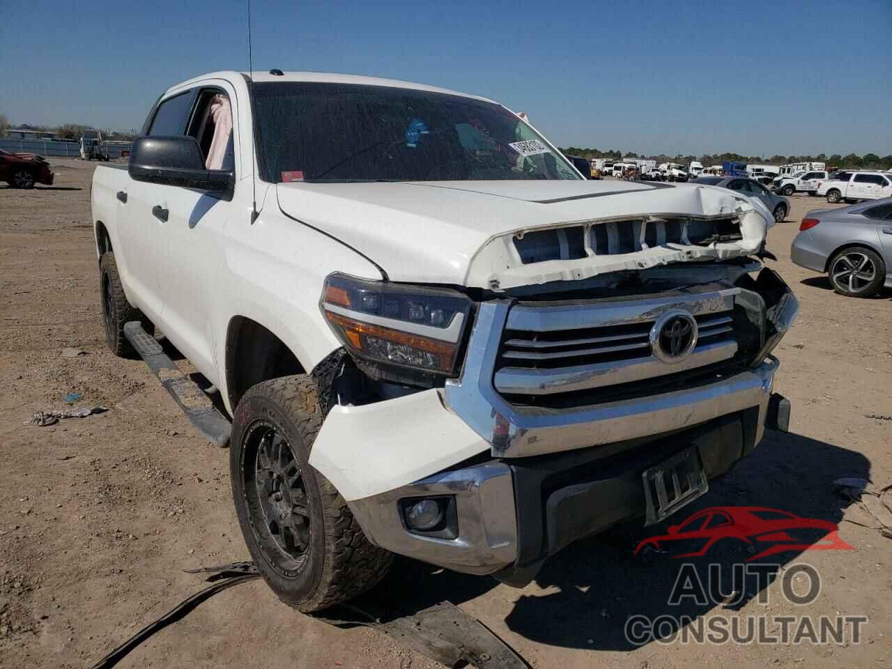 TOYOTA TUNDRA 2016 - 5TFDW5F18GX490105