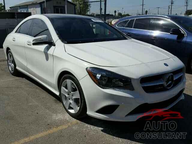 MERCEDES-BENZ CLA 250 2015 - WDDSJ4EB6FN266163