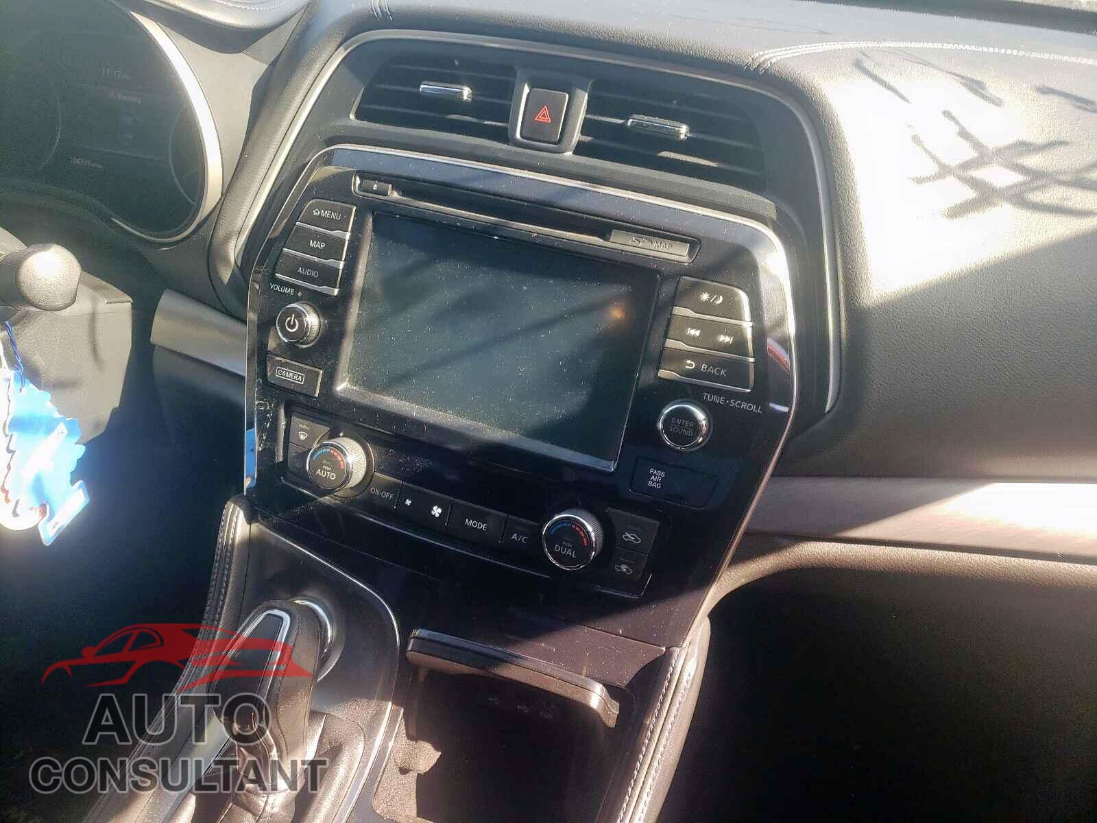 NISSAN MAXIMA 2016 - 1N4AA6AP1GC905457