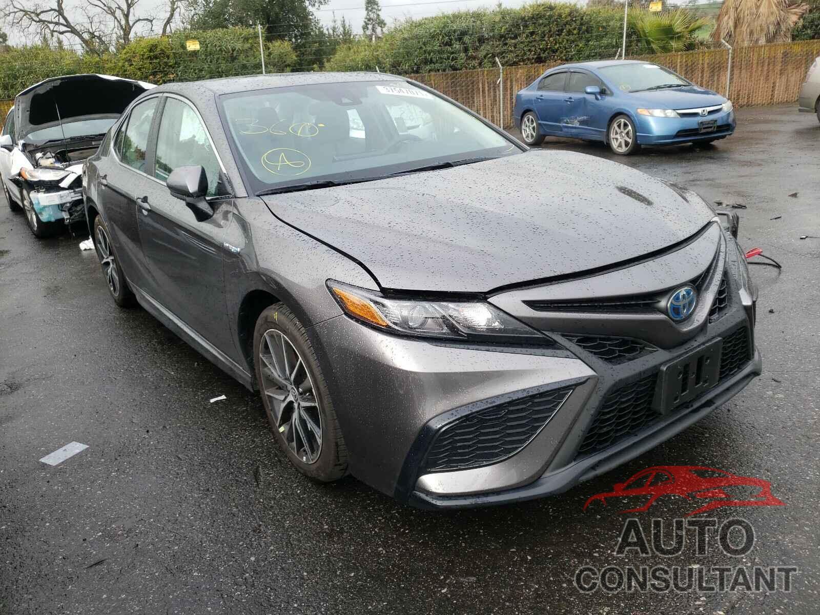 TOYOTA CAMRY 2021 - 4T1G31AK5MU553877