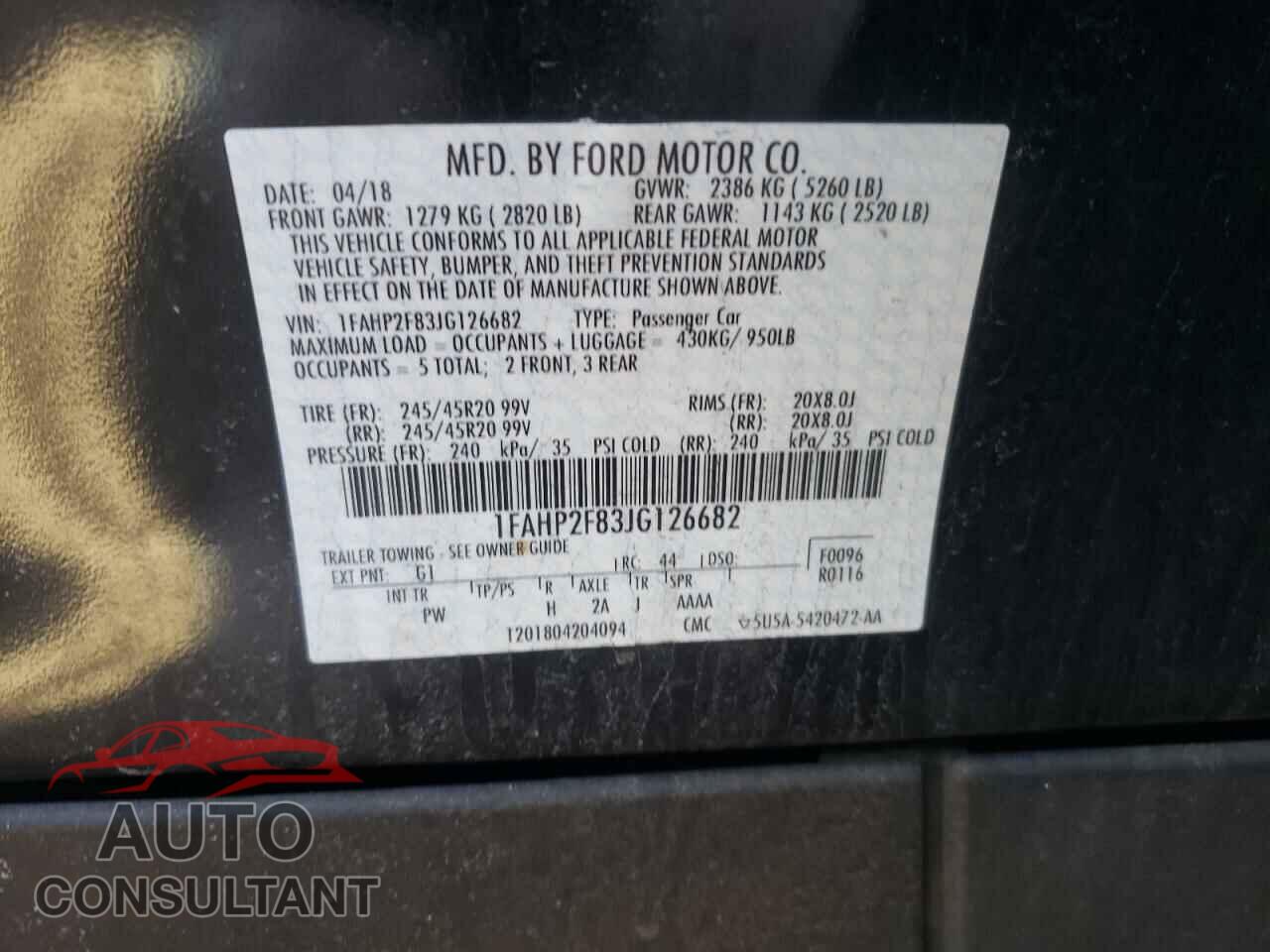 FORD TAURUS 2018 - 1FAHP2F83JG126682